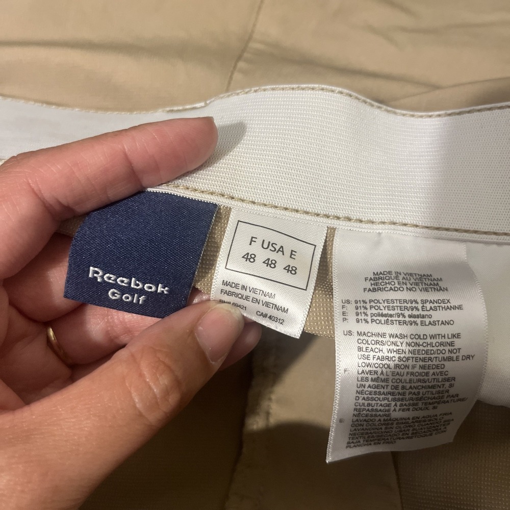 reebok favorite golf shorts men's 46 beige pleated‎ 8.5" inseam - Picture 6 of 9